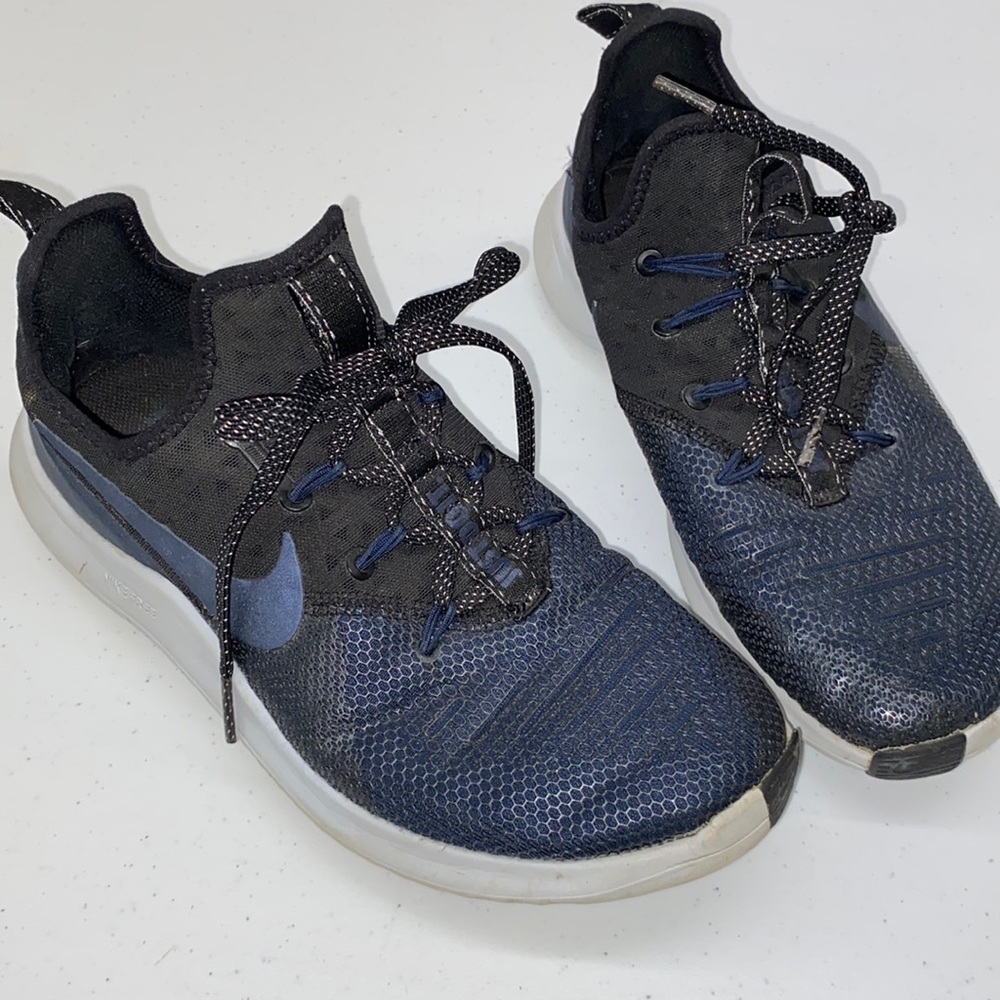 womens nike just do it shoes size 8